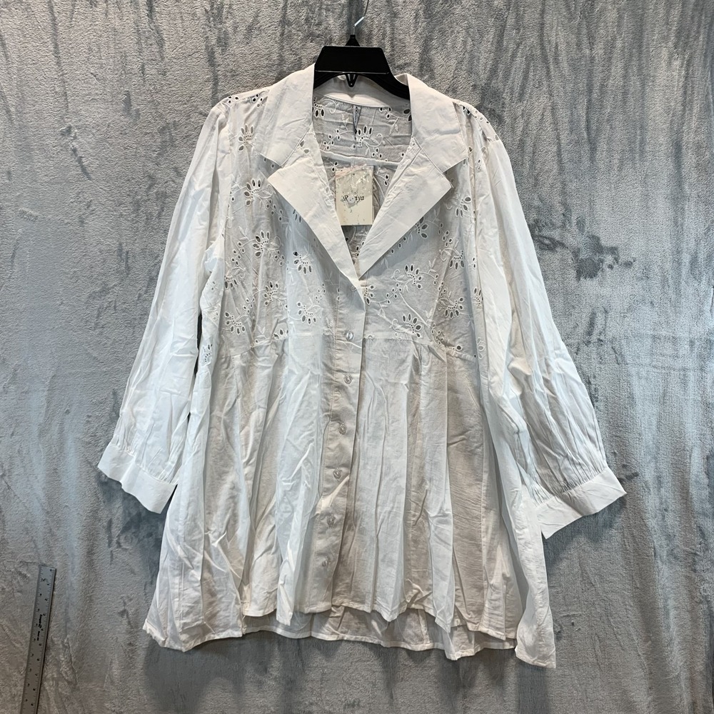 Raviya Women's Swimsuit Cover Up 1X Plus White Eyelet Long Sleeve Button Up